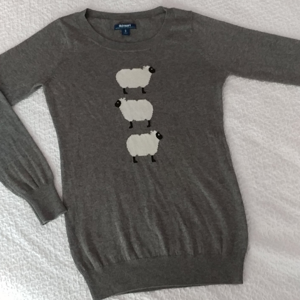 Old Navy top